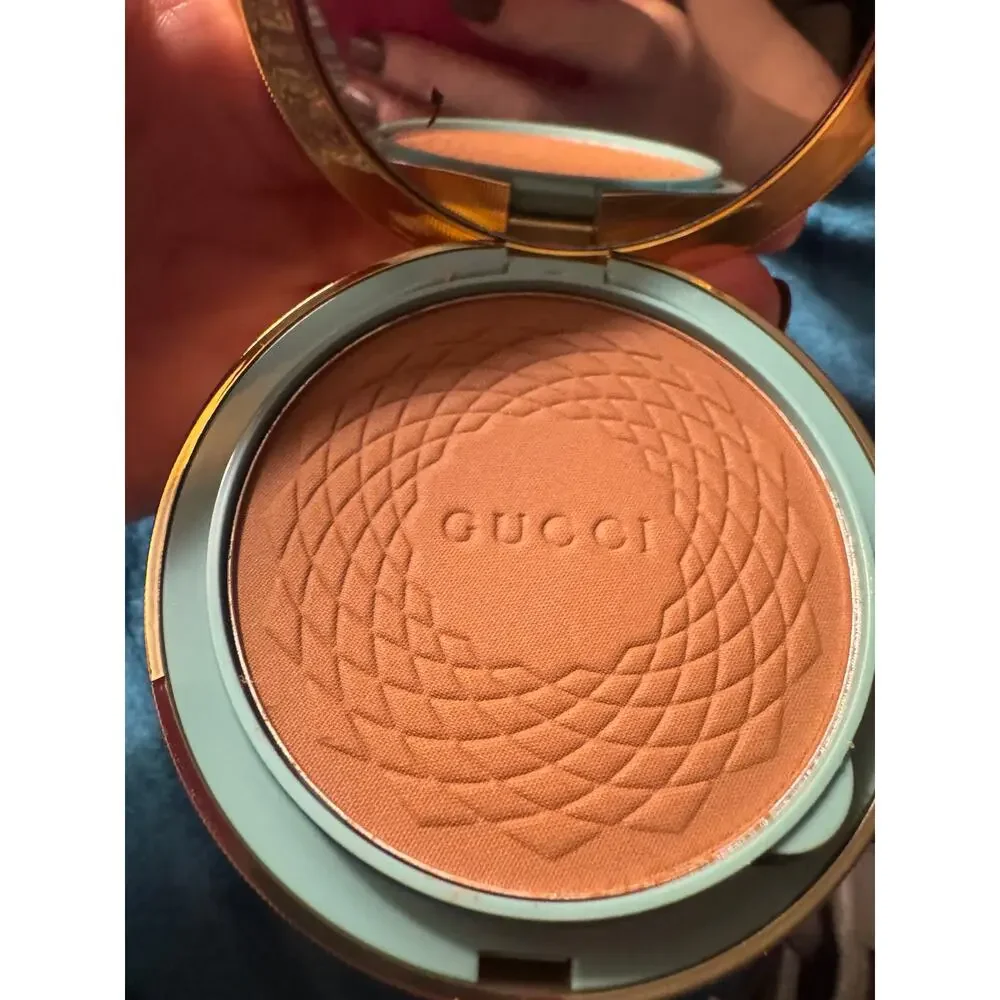 Gucci Poudre de Beaute Eclat Soleil Bronzing Powder 02 Light NIB 12g 0.42oz